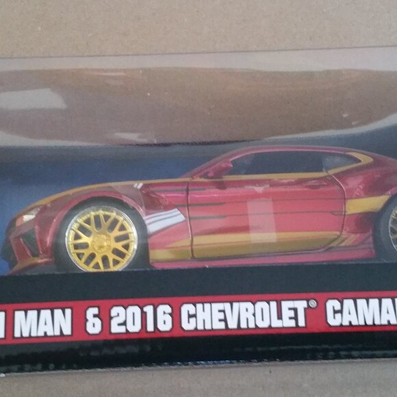Iron Man Hollywood Rides 2016 Chevy Camaro Jada - Picture 12 of 12